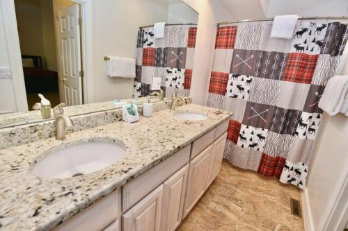 Spring Mountain Manor by Casago McCall Donerightmanagement - photo 35