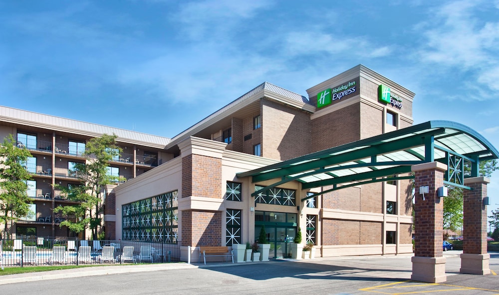 Holiday Inn Express Rolling Meadows Schaumburg Area by IHG - photo 21