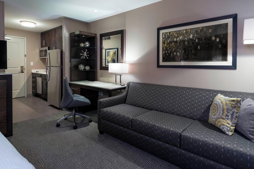 TownePlace Suites Boston Logan Airport Chelsea - photo 33