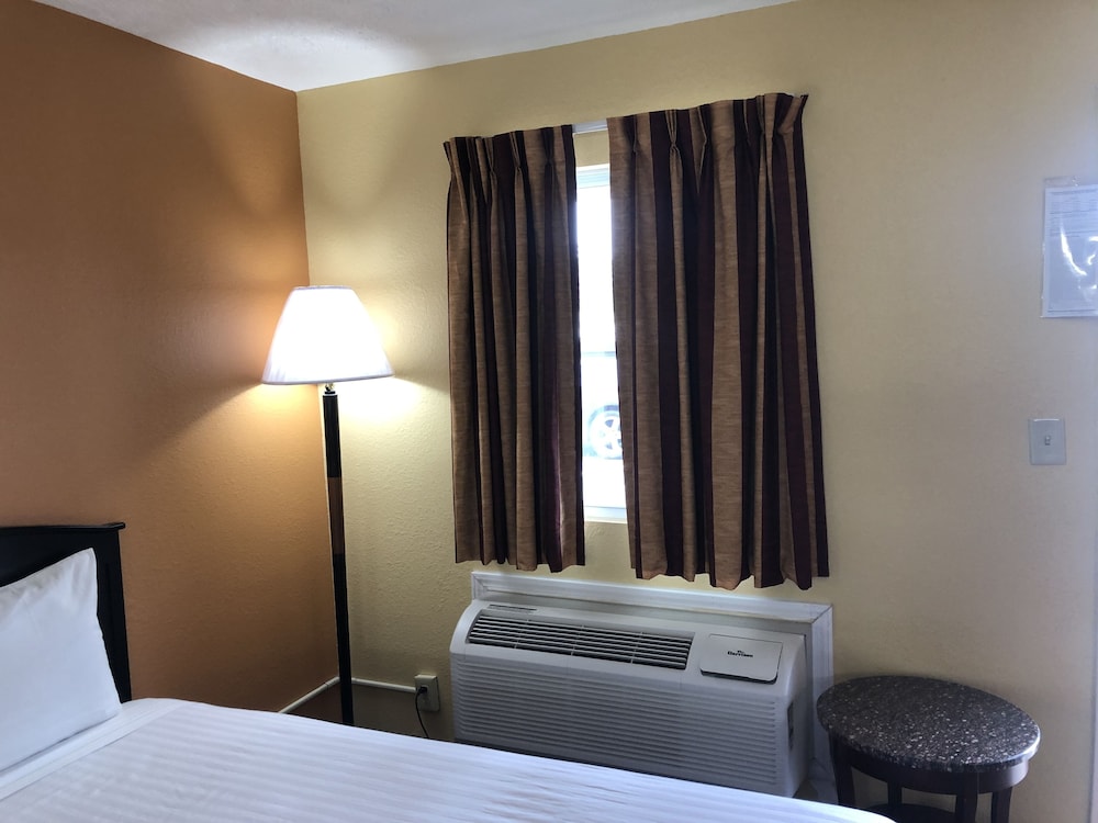 Nendels Inn & Suites - photo 16