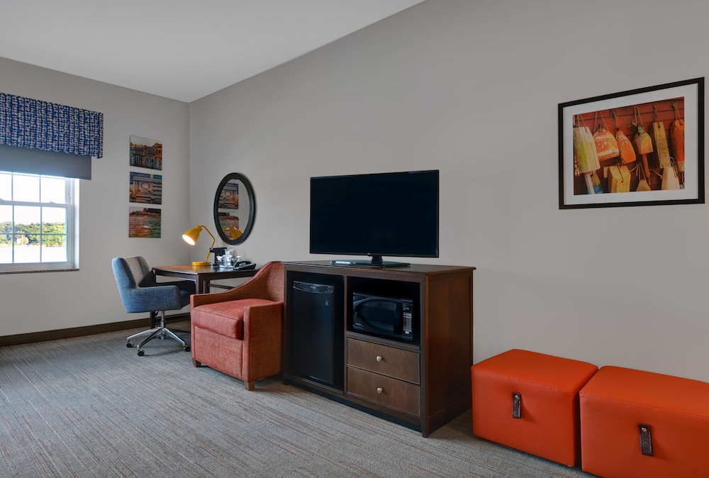 Hampton Inn Bath - photo 21