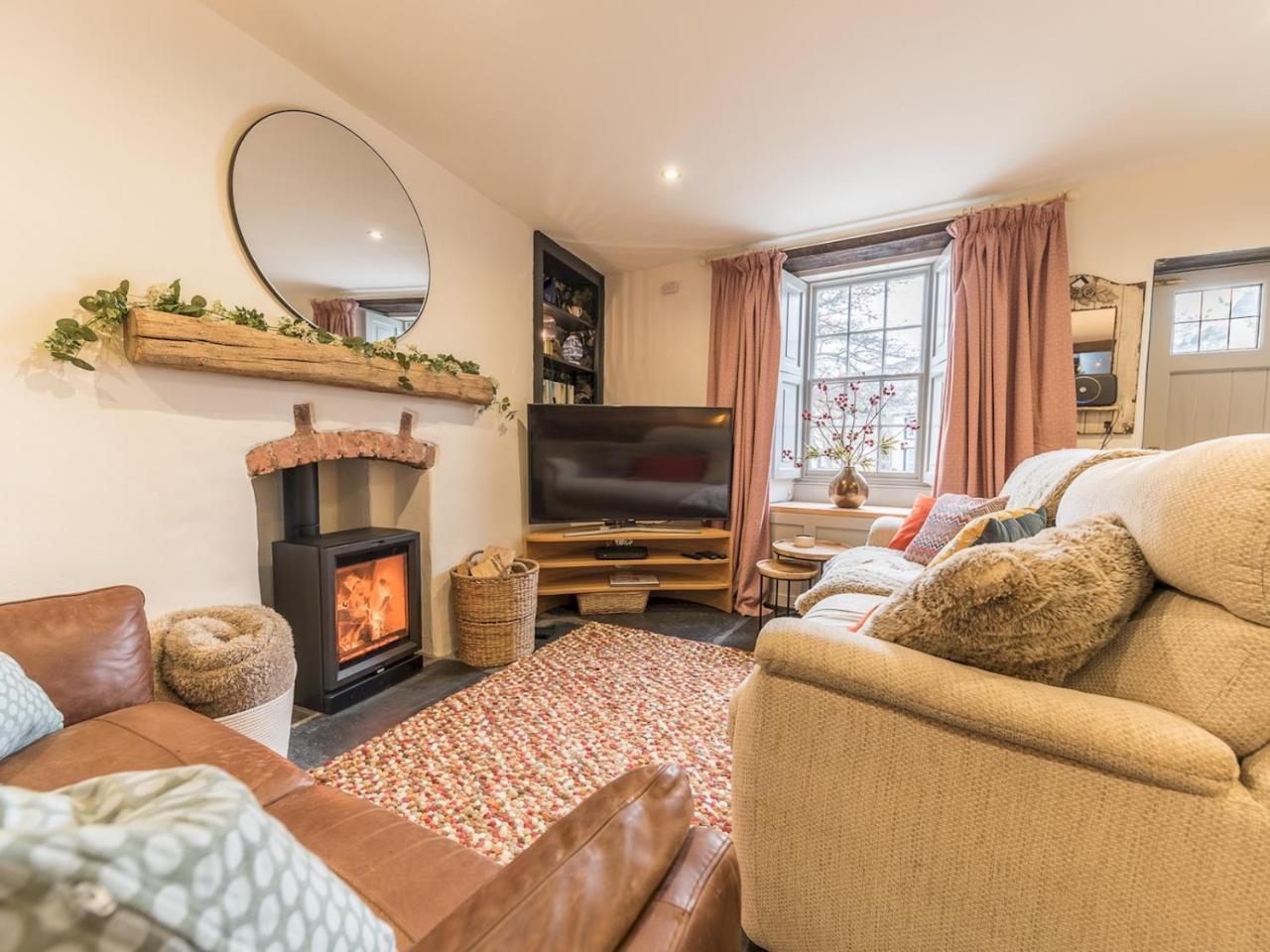 Mop Fair Sunny Garden Town Centre Pass the Keys in Ulverston, United Kingdom