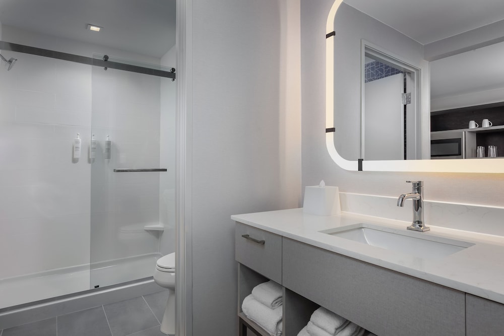 Homewood Suites by Hilton Newport Cincinnati - photo 19