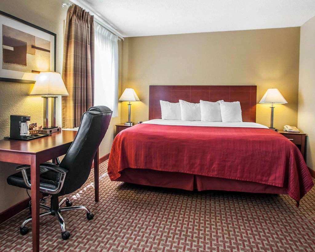 Quality Inn & Suites Davenport near I 80 - photo 6