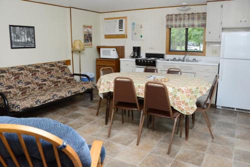 Riverside Resort - photo 73
