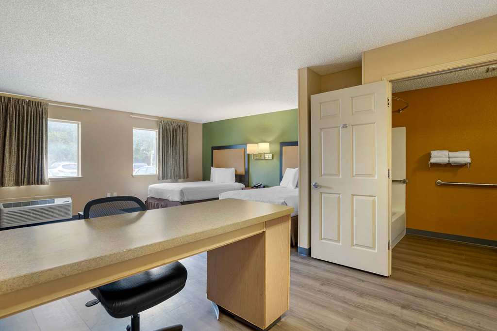 Extended Stay America Select Suites Houston Sugar Land - photo 23