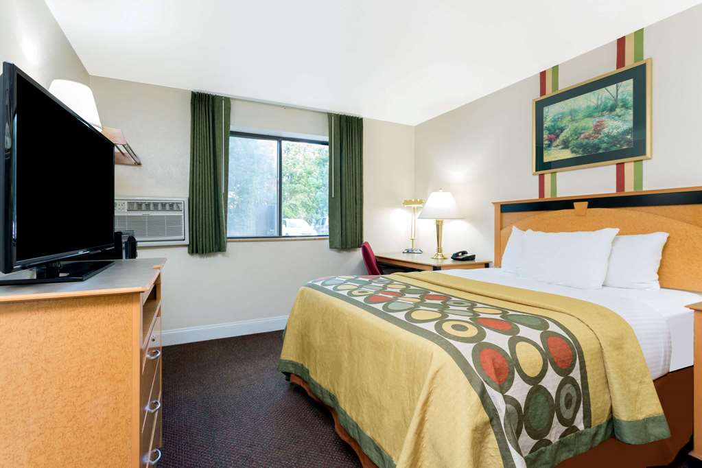 Super 8 by Wyndham Anderson Clemson Area - photo 5