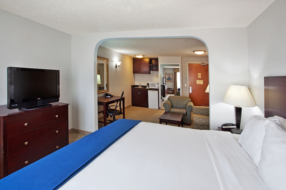 Holiday Inn Express Hotel & Suites Bremen - photo 4