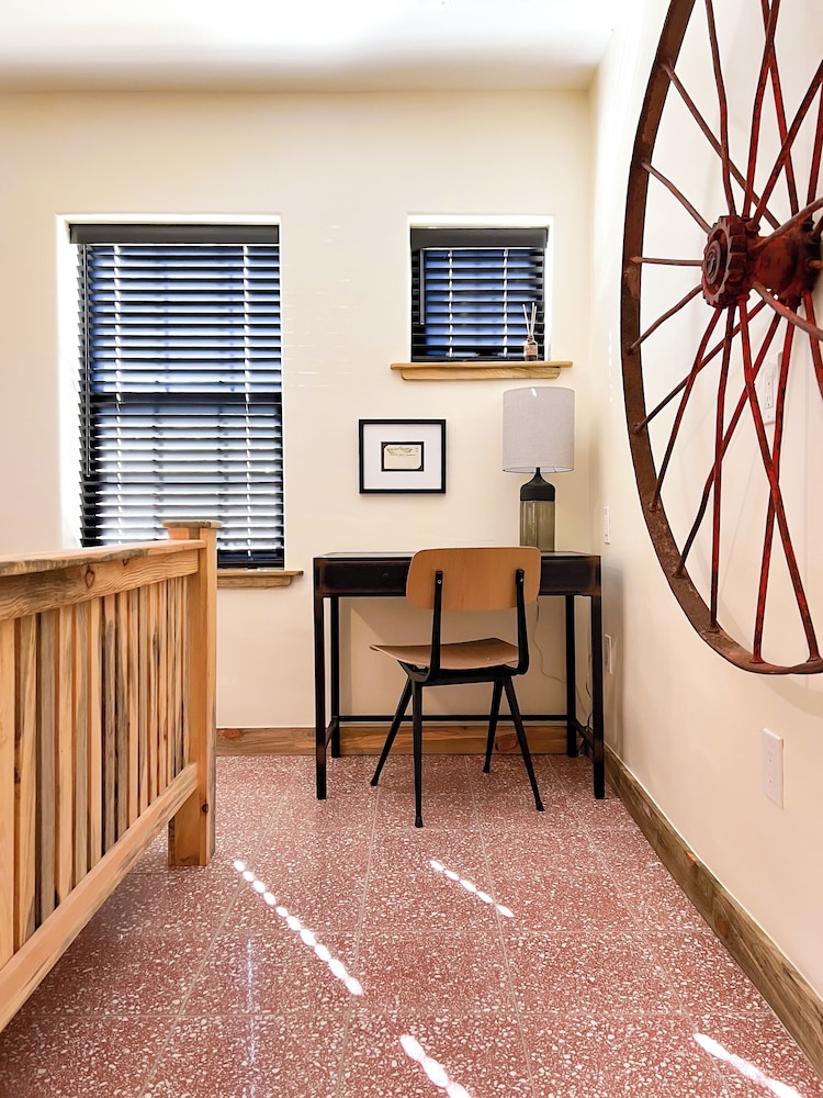 Hoosier Hot Springs & Inn - photo 4