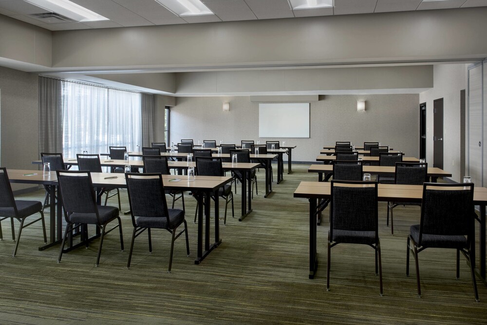 Courtyard by Marriott Boston Norwood Canton - photo 20