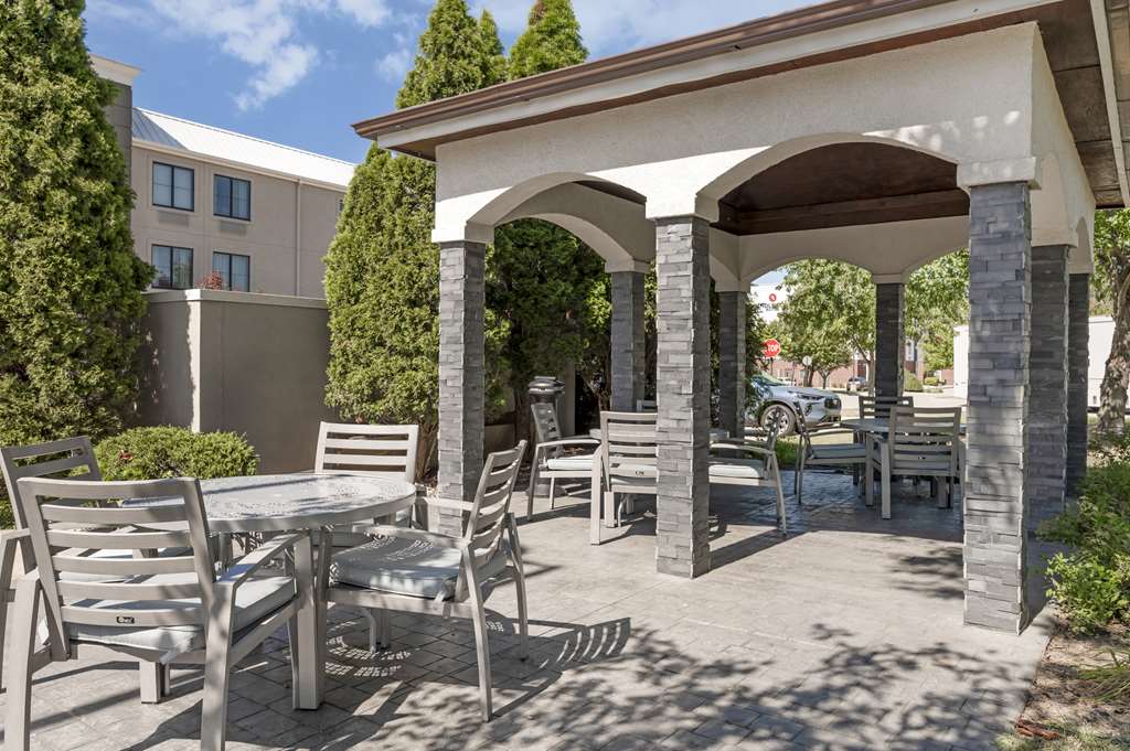 Best Western Plus Lafayette Hotel University Area - photo 5