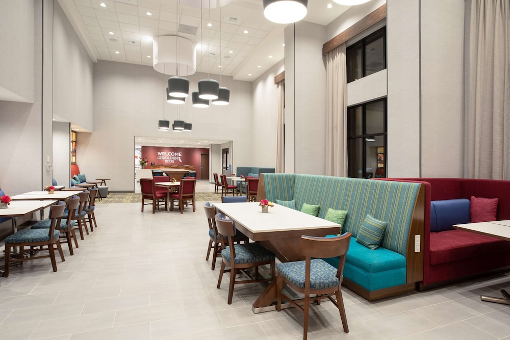 Hampton Inn & Suites Watsonville - photo 43