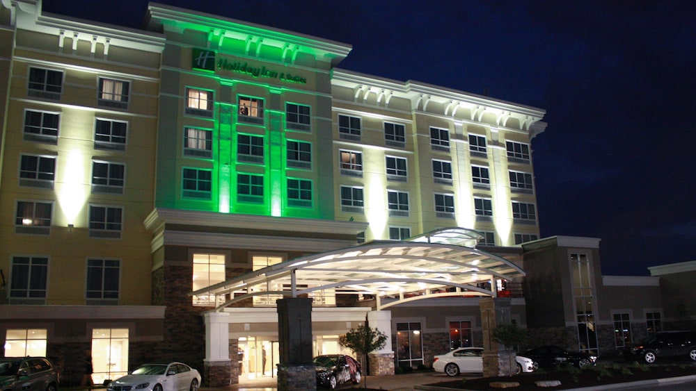 Holiday Inn Hotel & Suites Davenport by IHG - photo 33