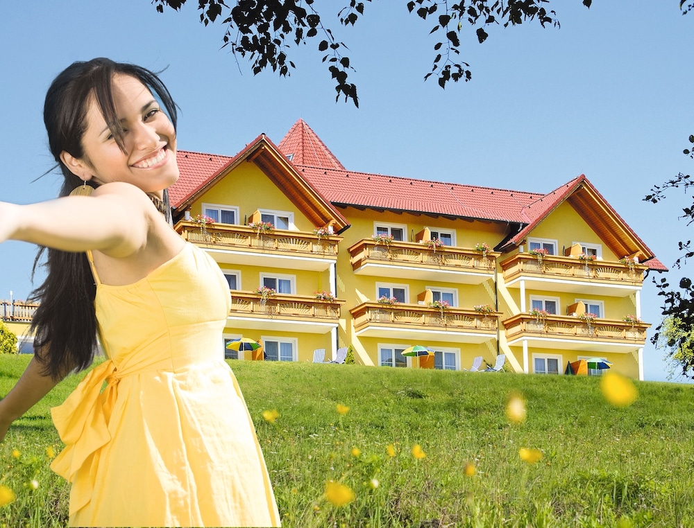 Hotel Oasis Loipersdorf — hotel in Jennersdorf