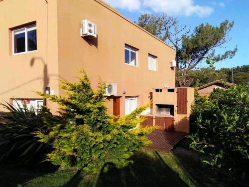 Arena y Sol casas de playa in Unknown City, Argentina
