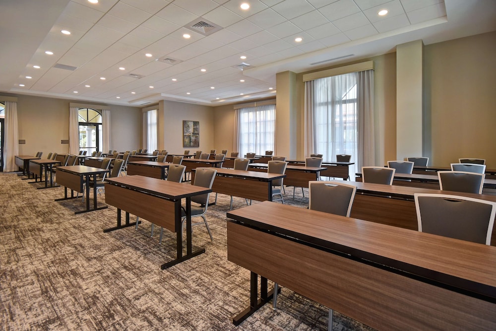 Homewood Suites by Hilton Orlando at Flamingo Crossings - photo 34