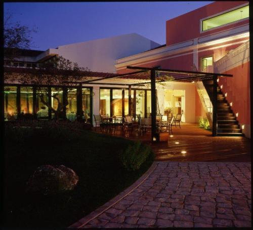 Hotel Acez — 4-Star Luxury Hotel in Vendas Novas, Portugal
