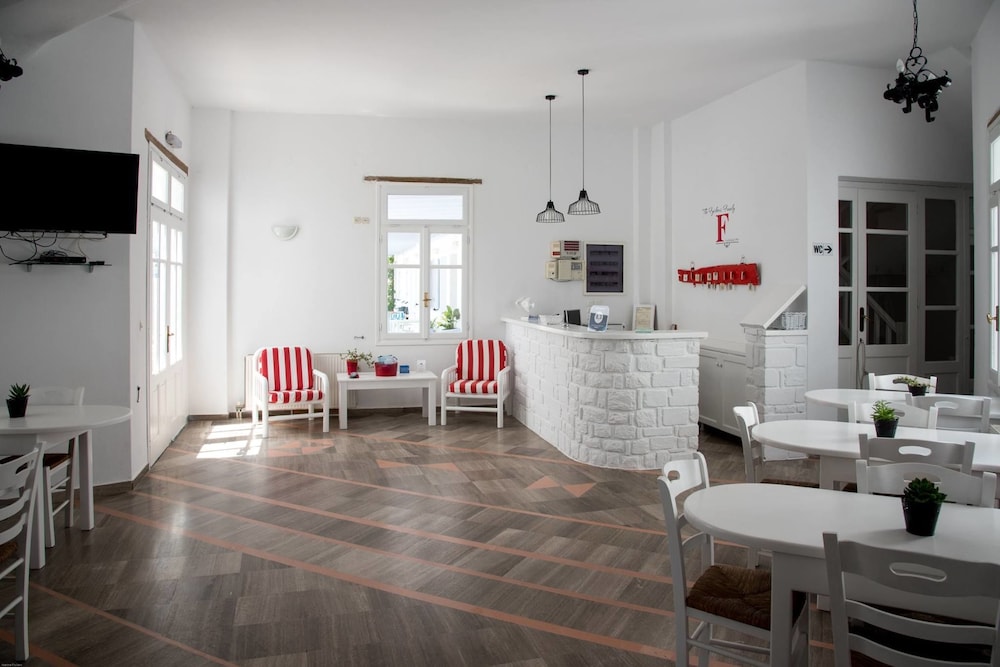 Fisilanis Beachfront Hotel — Paros — photo 3