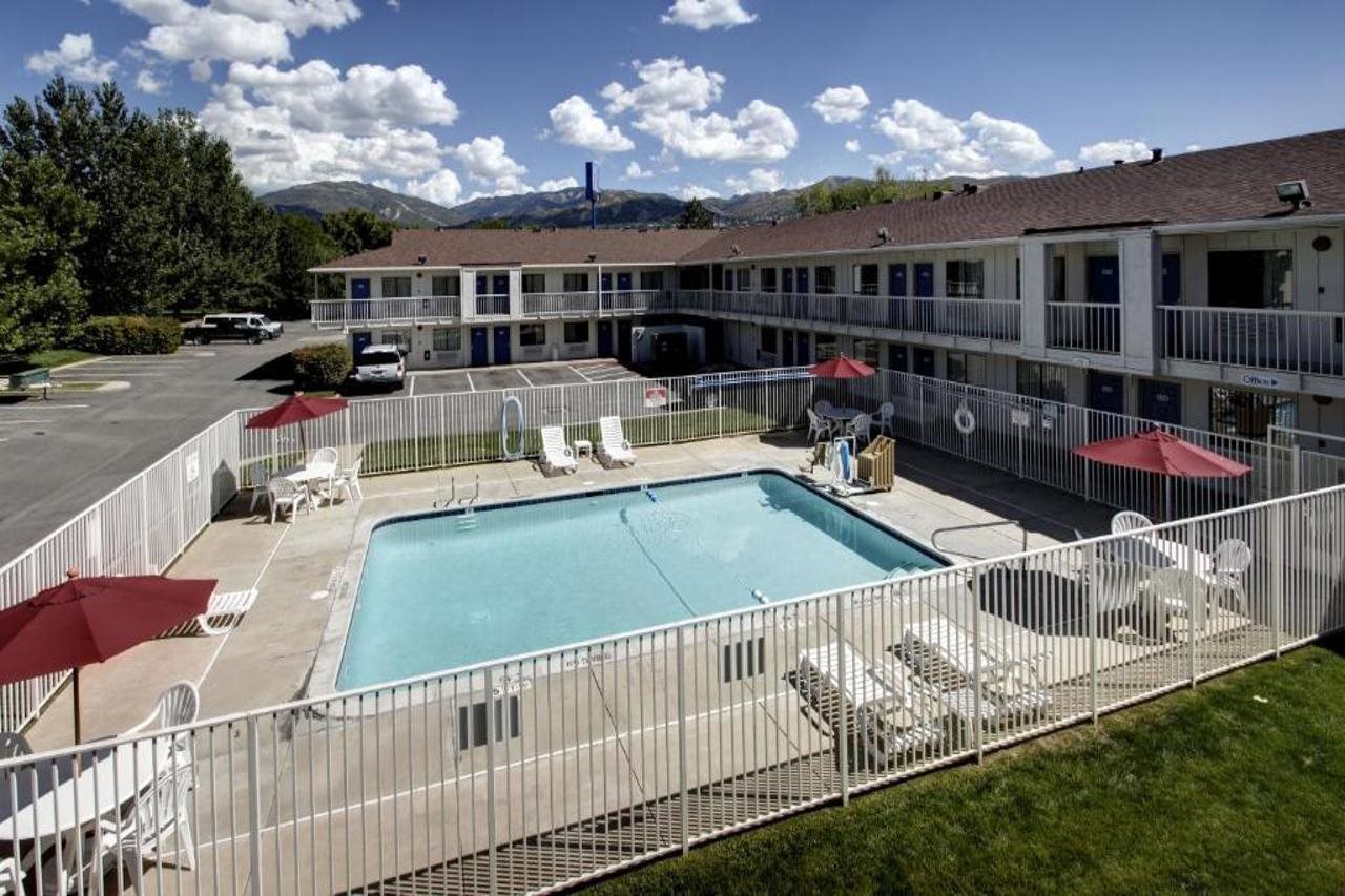 Super 8 by Wyndham Woods Cross Salt Lake City North - photo 7