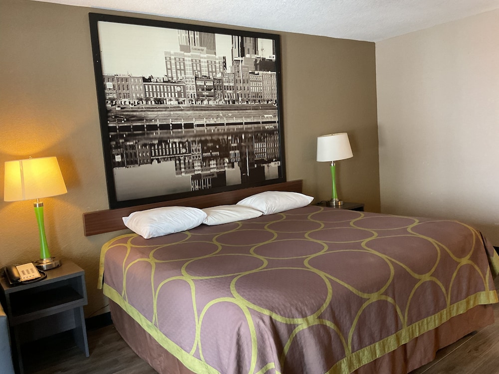 Super 8 by Wyndham Chattanooga East Ridge - photo 31