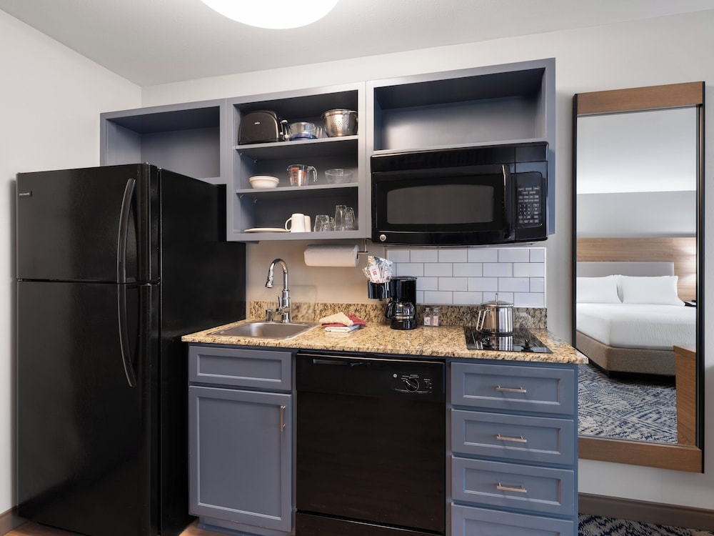 Candlewood Suites Radcliff Fort Knox by IHG - photo 16