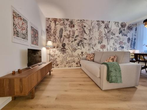'Suite San Nicolò' Treviso Historic Center with Parking Space 10 min walking to Train Station — 4-Star Luxury Hotel in Treviso, Italy