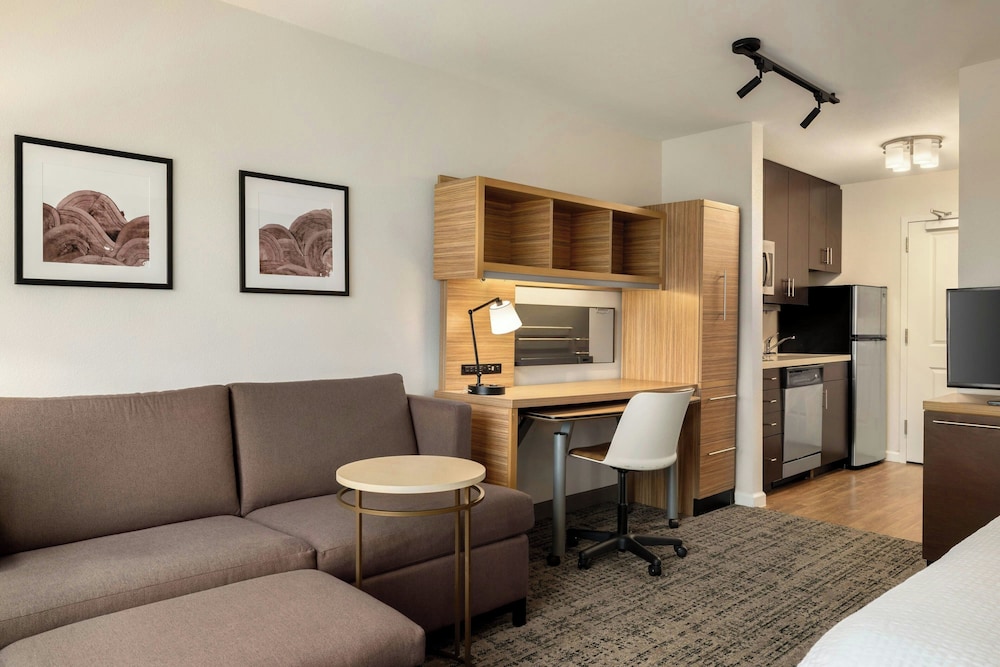 TownePlace Suites by Marriott Alexandria - photo 8