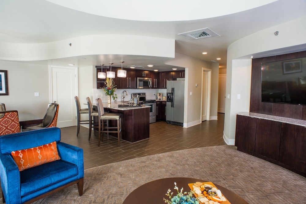 Hotel Alex Johnson Rapid City Curio Collection by Hilton - photo 38