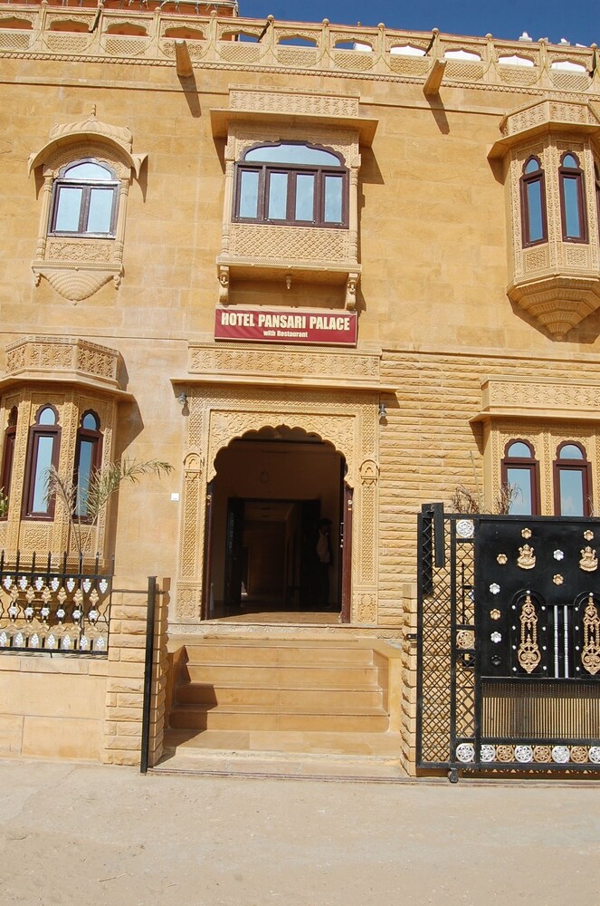 Pansari’s Khuri Haveli pet-friendly hotel Jaisalmer