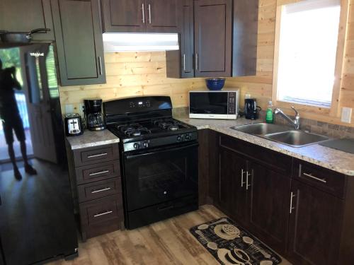 Camperland RV Resort & Cabins — Agassiz — photo 4