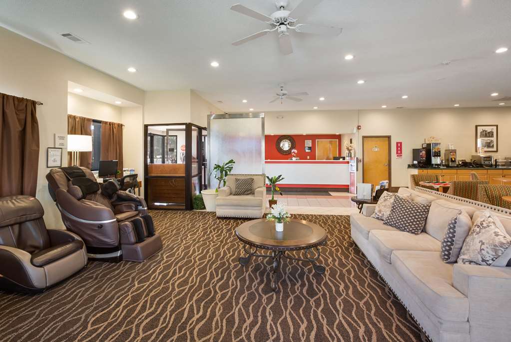 Econo Lodge Inn & Suites Hardeeville I 95 - photo 16