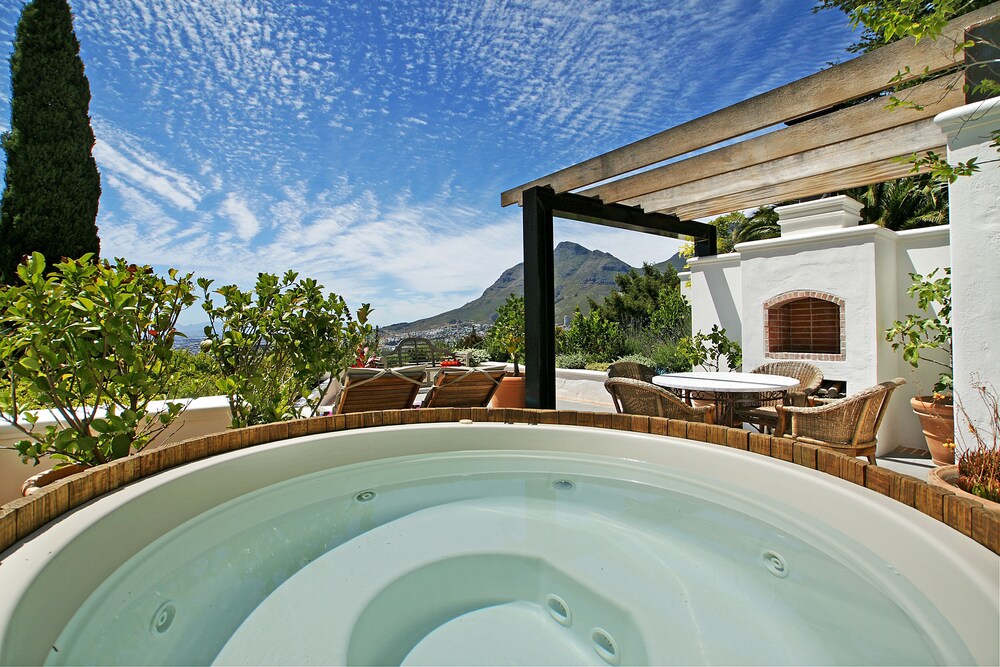 Chic Views - last minute hotel in Cape Town