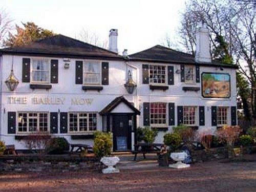 The Barley Mow - carbon neutral hotel in Oxted