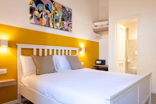 Decumano 43 Rooms in Naples, Italy