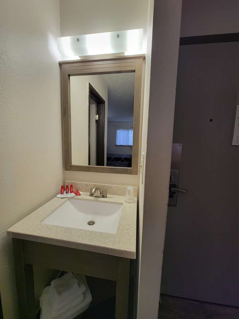SureStay Plus Hotel by Best Western Grand Island - photo 28