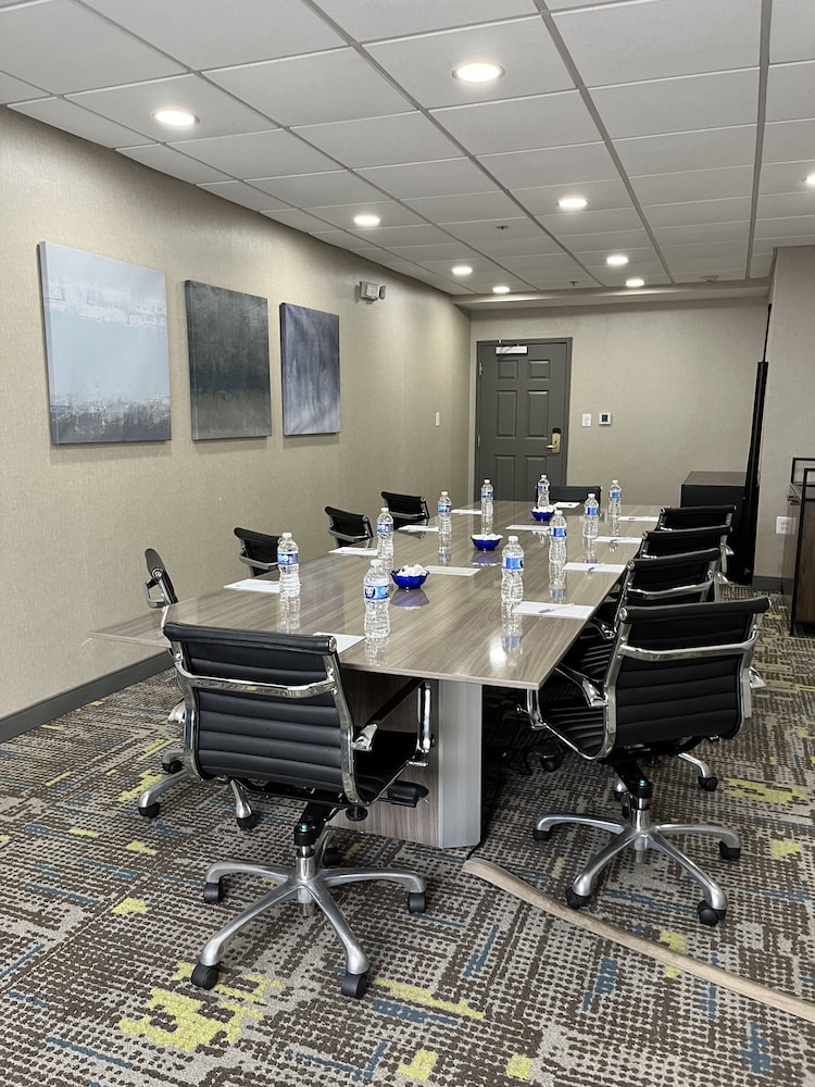Hampton Inn Swedesboro Philadelphia - photo 57