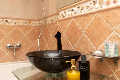 3BR Triplex w Terraces Heart of Tbilisi By Wehost