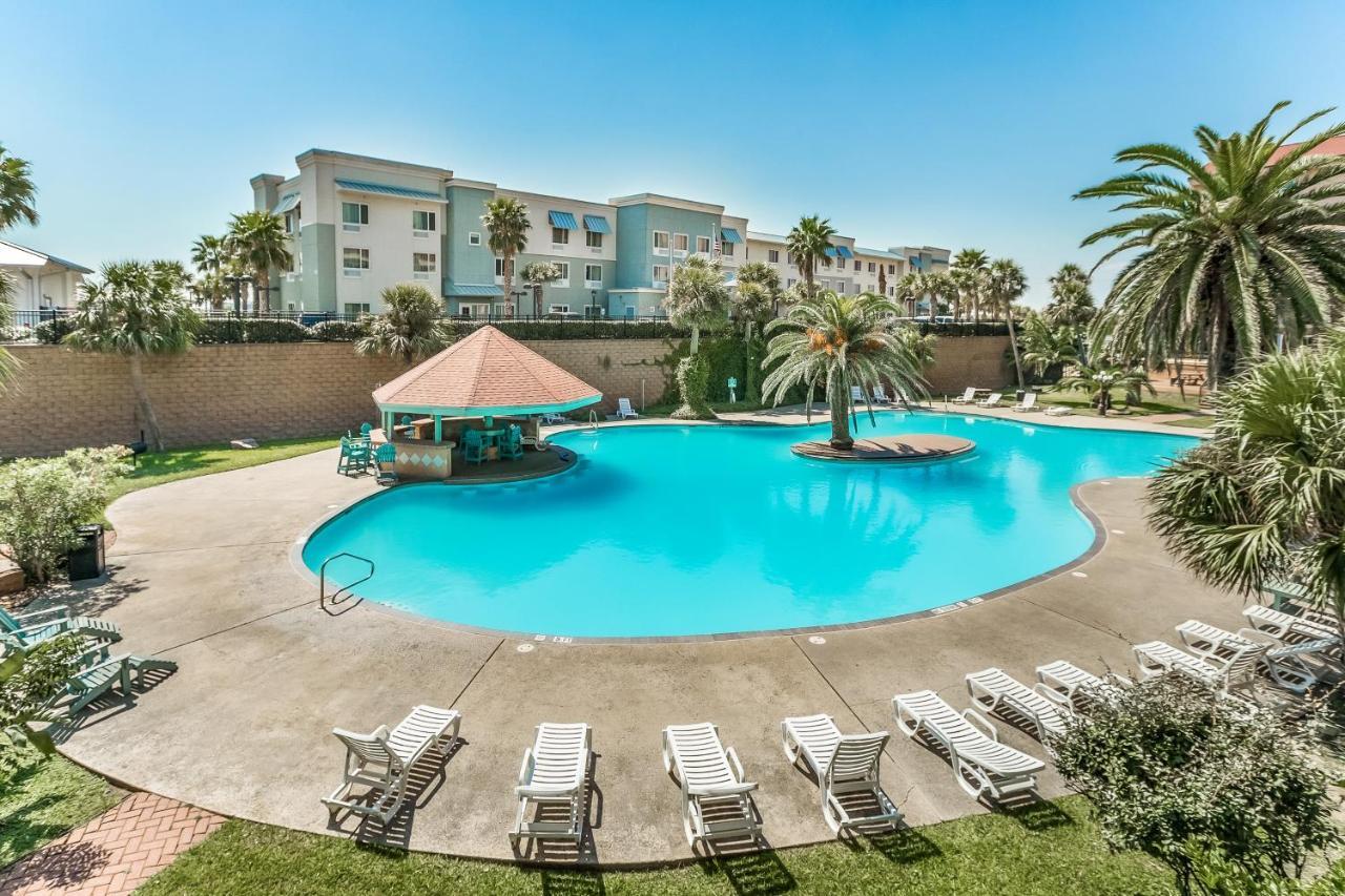 Seawall Condos — 4-Star Luxury Hotel in Galveston, United States