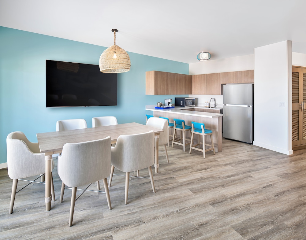 Margaritaville Beach Resort Fort Myers - photo 12