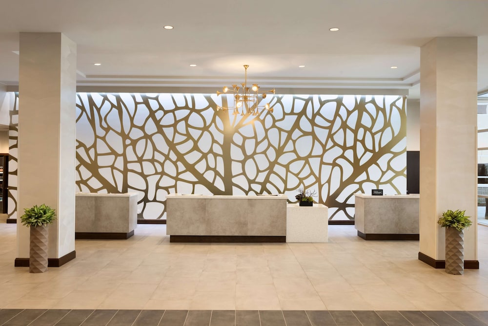 Embassy Suites by Hilton Denton Convention Center - photo 4