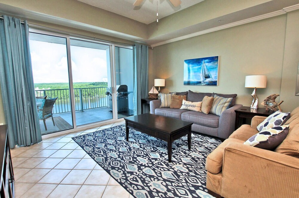 Wharf 707 3 Br condo — 4-Star Luxury Hotel in Orange Beach, United States