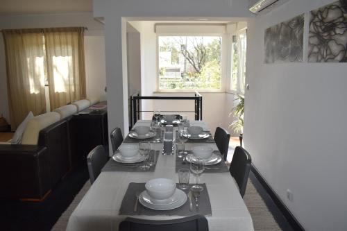 BFF Beach Family and Friends — 4-Star Luxury Hotel in Carcavelos, Portugal