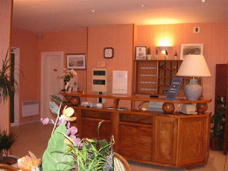 Hotel Maxime — Saint Florent Sur Cher