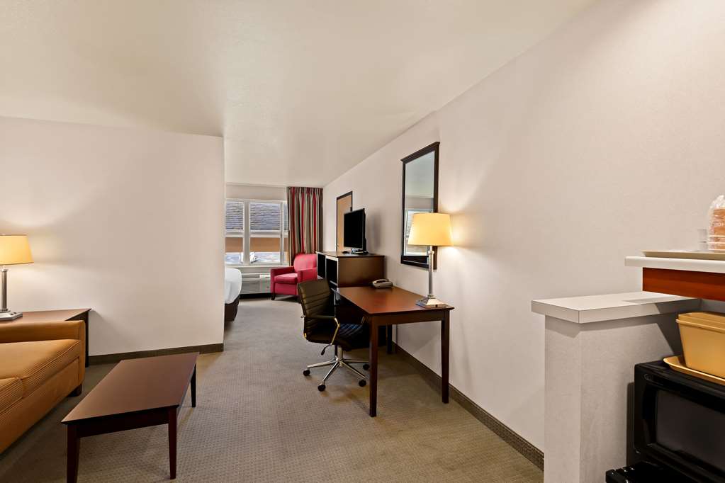 Comfort Inn & Suites Creswell - photo 31