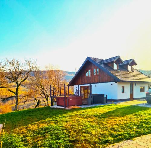 Hižica v plavem trnacu 1 pet-friendly hotel Gornja Stubica