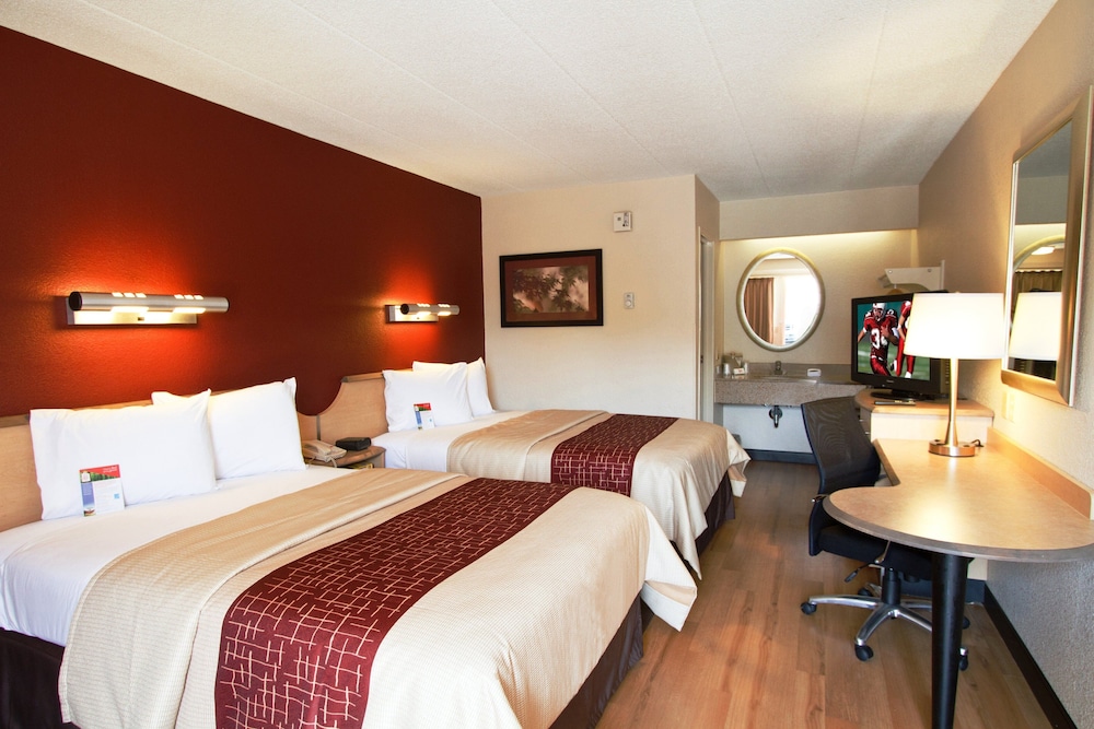 Red Roof Inn Rochester Henrietta - photo 4