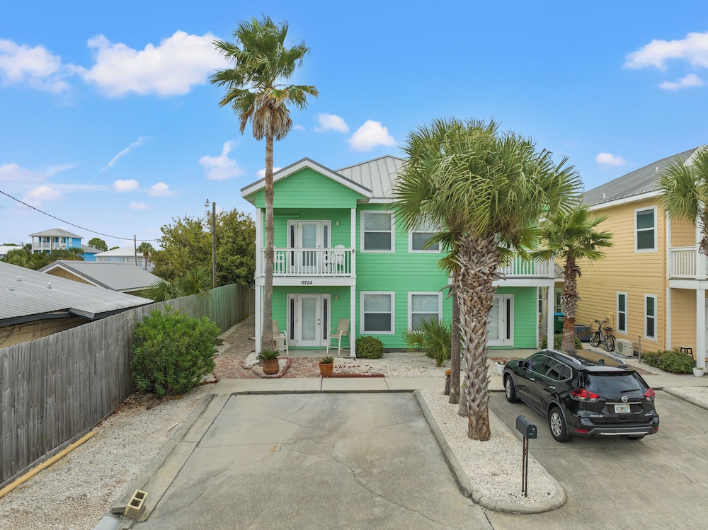 Sago by the Sea: 2 bed 2.5 bath Retreat Steps From the Beach Sleeps 7 - photo 55