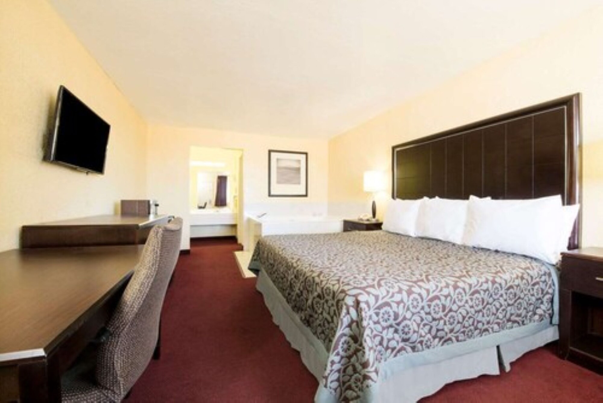 Days Inn Eastland - photo 4