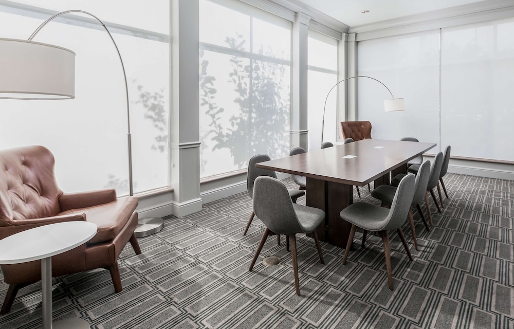 Hilton Garden Inn Oakland San Leandro - photo 28