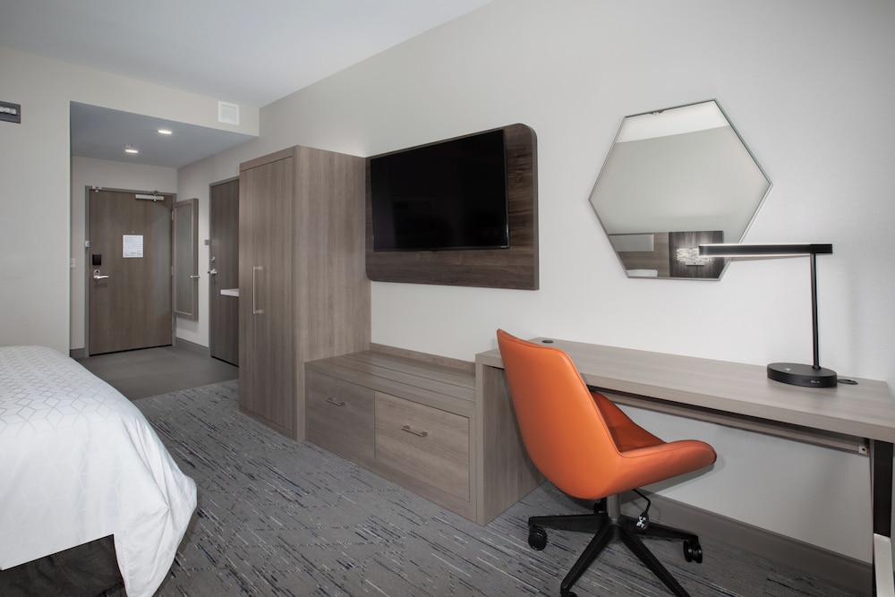 Holiday Inn Express and Suites Meridian Boise west by IHG - photo 14